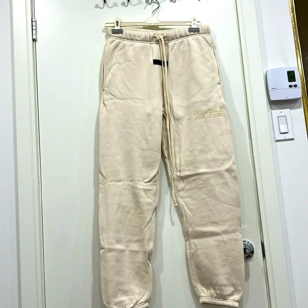 Essential sweats NWOT